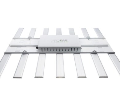 The image shows a rectangular lighting device with multiple elongated, parallel metal strips and a central housing unit labeled "NEO PAR ILLUMITEX." The design appears to be for distributing light efficiently, possibly for industrial or agricultural use. Rectangular lighting device with metal strips, labeled "NEO PAR ILLUMITEX," for efficient light distribution.